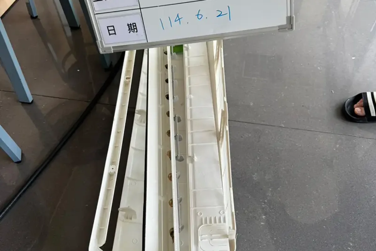 諾萊夫清潔-新竹洗冷氣-新竹冷氣清洗-新竹冷氣保養-新竹洗洗衣機_portfolio_竹北 樂揚文理補習班 教室冷氣清洗_032